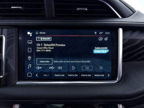 Used 2024 GMC Yukon Denali w/ Advanced Technology Package image 27