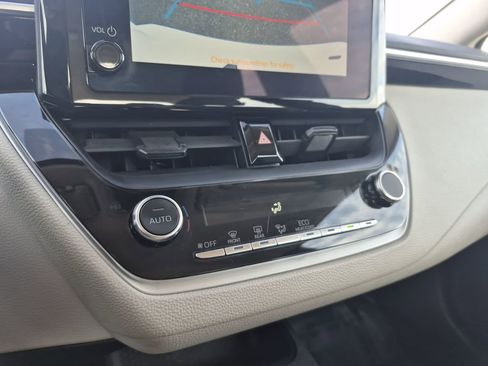 Used 2024 Toyota Corolla LE image 22