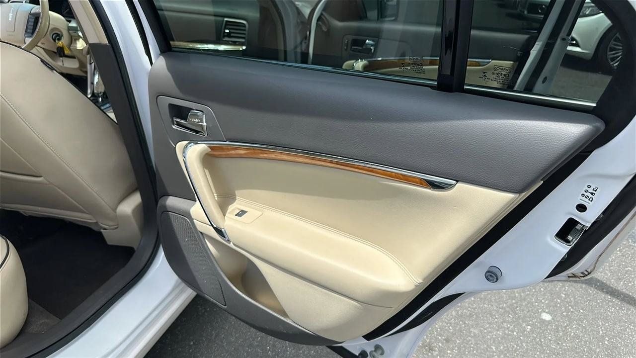 Used 2012 Lincoln MKZ Hybrid FWD image 29