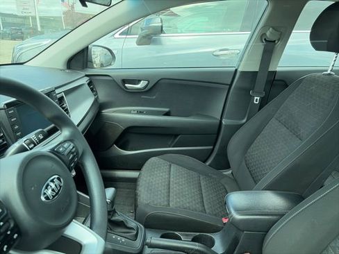 Used 2019 Kia Rio S FWD image 7