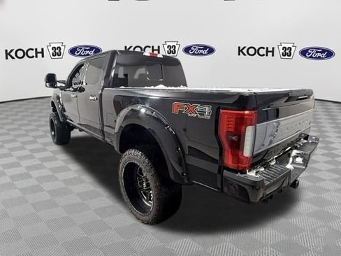 Used 2017 Ford F250 Platinum w/ Platinum Ultimate Package image 6