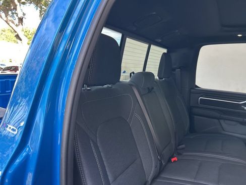 Used 2025 RAM 1500 Big Horn AWD/4WD image 33