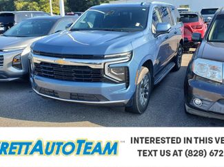 Used 2025 Chevrolet Suburban LS AWD/4WD video 1