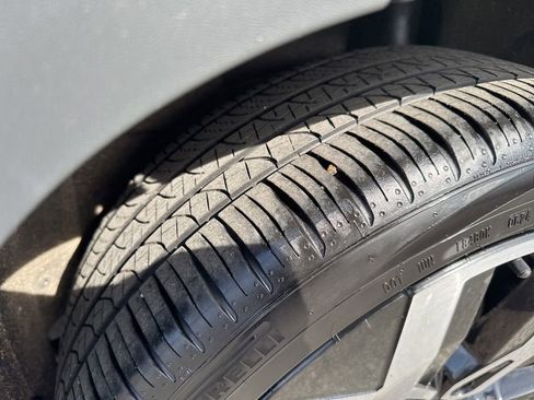 Used 2023 Volkswagen Taos SEL image 45