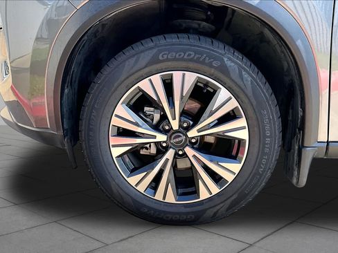 Certified 2023 Nissan Rogue SV w/ SV Premium B Package FWD image 10