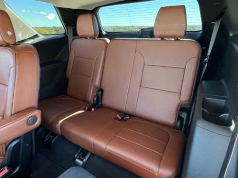 Used 2018 Chevrolet Traverse High Country w/ LPO, Cargo Package image 28