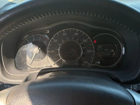 Used 2015 Nissan Versa Note SV image 12