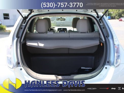 Used 2012 Nissan Leaf SV FWD image 10