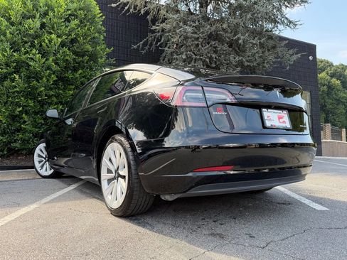 Used 2022 Tesla Model 3 Long Range AWD/4WD image 19