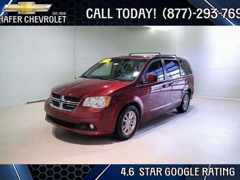 Used 2019 Dodge Grand Caravan SXT image 1