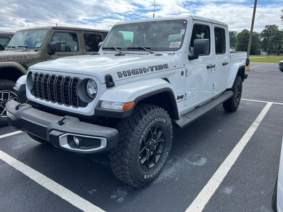 New 2025 Jeep Gladiator Sport