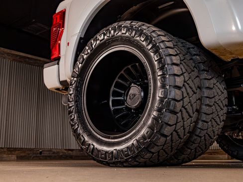 Used 2020 Ford F450 Platinum w/ FX4 Off-Road Package image 11