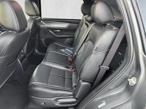 Used 2024 MAZDA CX-90 3.3 Turbo w/ Preferred Plus image 18