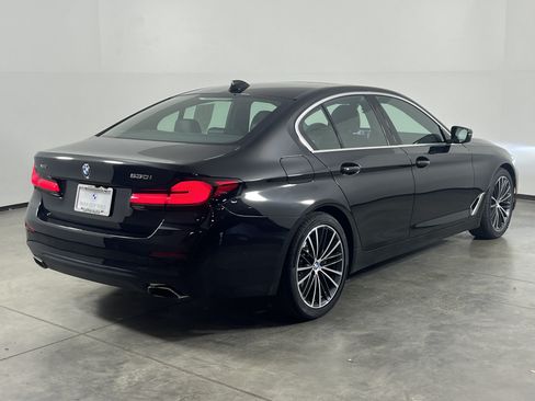 Certified 2023 BMW 530i xDrive w/ Premium Package AWD/4WD image 7