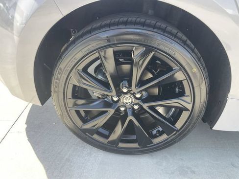 Used 2021 Toyota Corolla SE FWD image 31