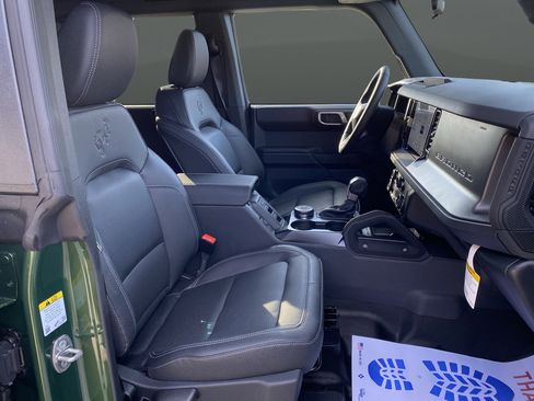 New 2025 Ford Bronco Badlands AWD/4WD image 40