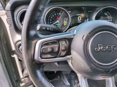 Used 2022 Jeep Wrangler Unlimited Rubicon 4xe w/ Steel Bumper Group AWD/4WD image 18