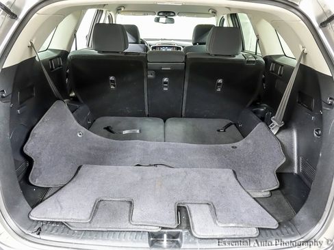 Used 2017 Kia Sorento LX w/ LX Convenience Package image 21