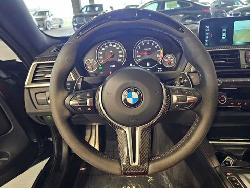 Used 2018 BMW M4 Coupe RWD image 12