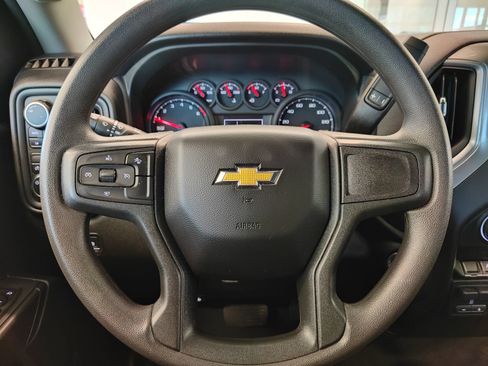 Used 2025 Chevrolet Silverado 1500 Custom AWD/4WD image 18