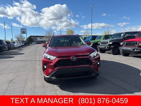 Used 2025 Toyota RAV4 XLE AWD/4WD image 3