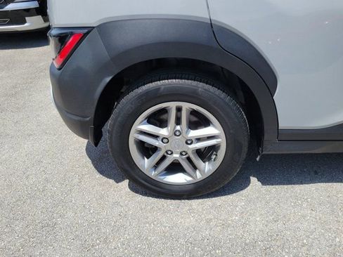 Used 2023 Hyundai Kona SE w/ Cargo Package AWD/4WD image 5