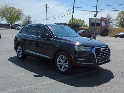 Used 2019 Audi Q7 3.0T Premium Plus image 3