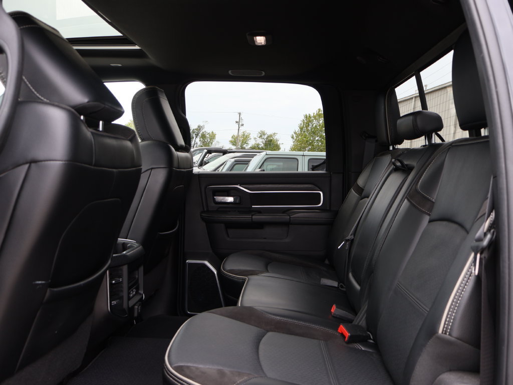 Used 2024 RAM 2500 Laramie w/ Night Edition AWD/4WD image 16