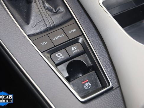 Used 2019 Toyota Avalon XLE image 24