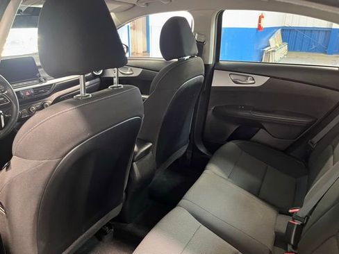 Used 2023 Kia Forte LXS image 18