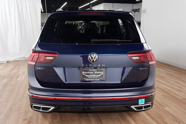 Used 2022 Volkswagen Tiguan SEL R-Line AWD/4WD image 4