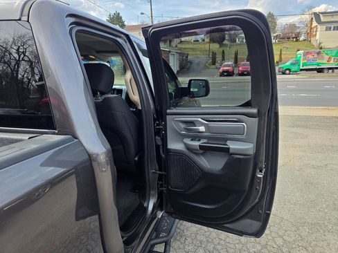 Used 2020 RAM 1500 Big Horn image 17