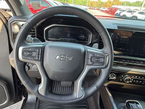 Used 2024 Chevrolet Silverado 1500 RST w/ Z71 Off-Road Package AWD/4WD image 23