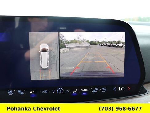 New 2026 Chevrolet Suburban High Country AWD/4WD image 17