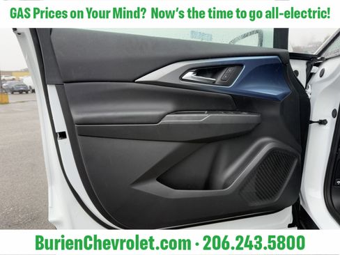 New 2026 Chevrolet Equinox EV LT FWD image 11