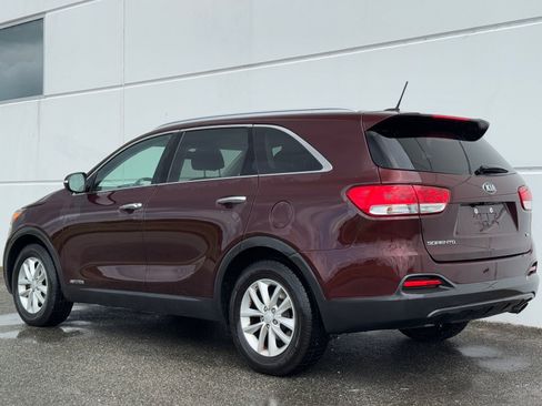 Used 2018 Kia Sorento LX AWD/4WD image 3