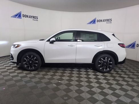 New 2027 Honda HR-V EX-L image 2