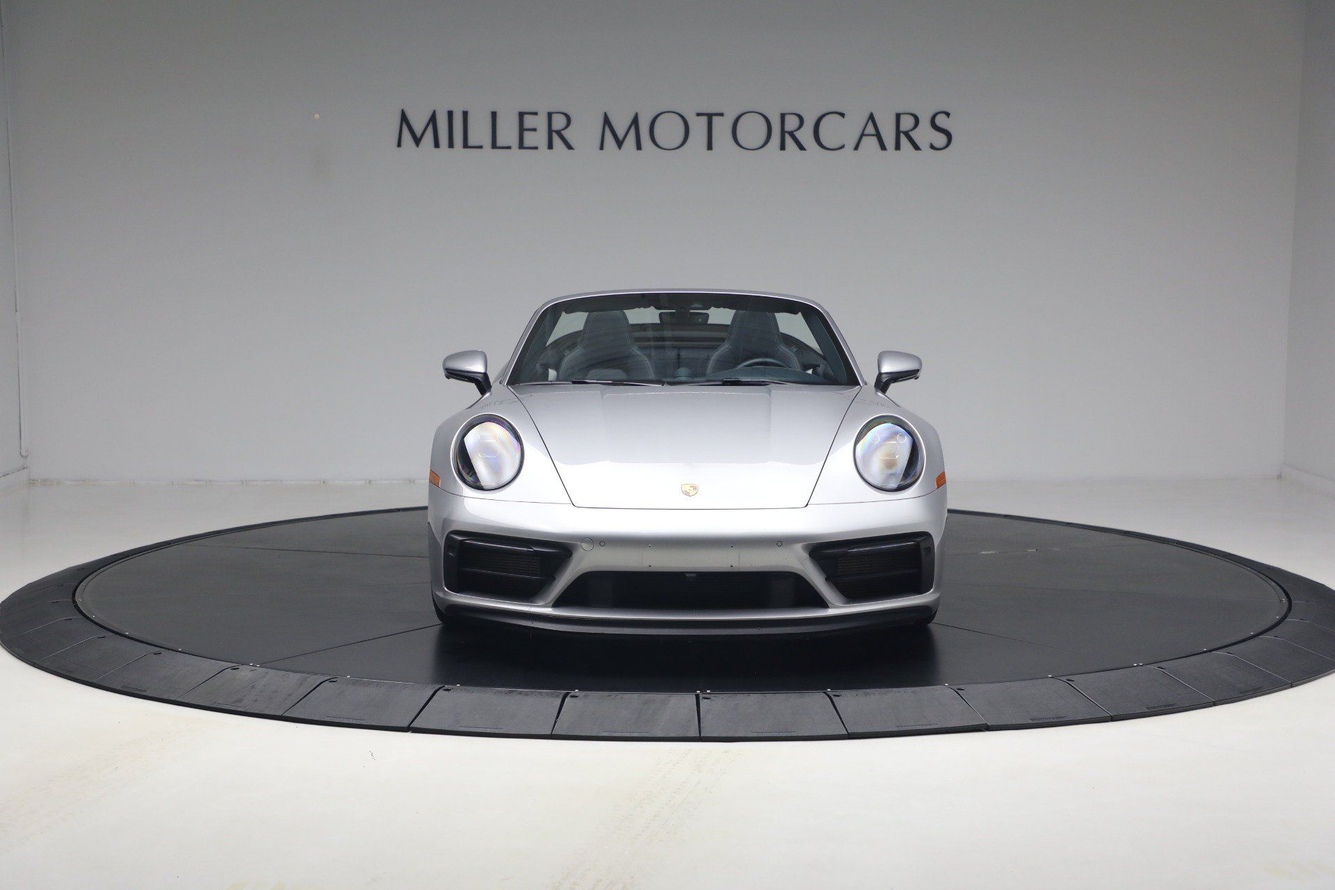 Used 2024 Porsche 911 Carrera GTS RWD image 12
