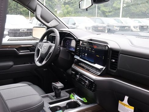 New 2026 Chevrolet Silverado 1500 LT Trail Boss w/ LT Trail Boss Premium Package AWD/4WD image 45