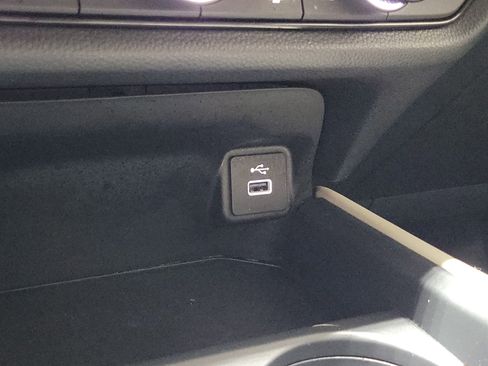 Certified 2025 Honda HR-V LX image 29