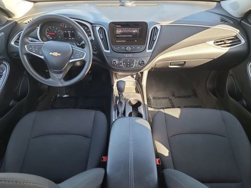 Used 2025 Chevrolet Malibu LT image 16