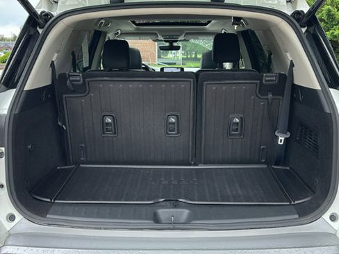 Certified 2023 Nissan Pathfinder Platinum image 6