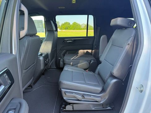 New 2026 Chevrolet Suburban RST w/ Comfort Package AWD/4WD image 16
