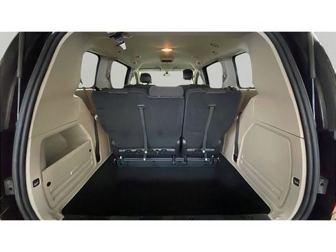 Used 2020 Dodge Grand Caravan SE image 15