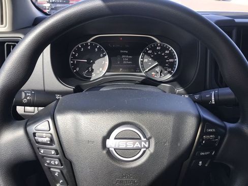 Used 2025 Nissan Frontier S AWD/4WD image 14
