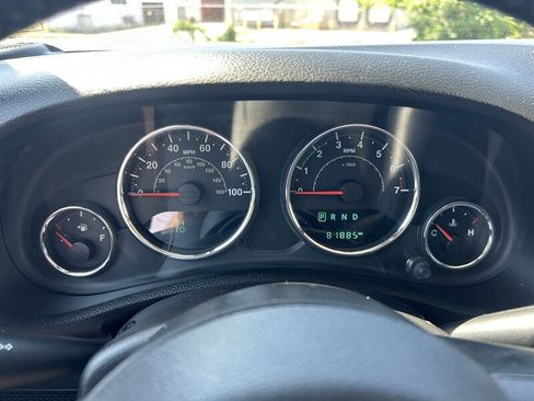 Used 2016 Jeep Wrangler Unlimited Sport w/ Quick Order Package 24S AWD/4WD image 14