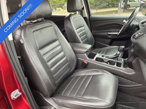 Used 2017 Ford Escape Titanium AWD/4WD image 14