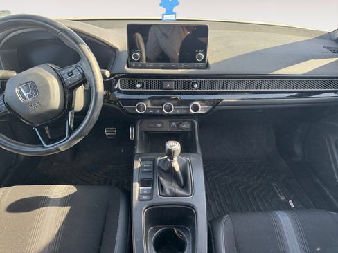 Used 2024 Honda Civic Sport image 11