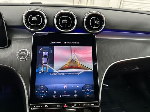 Used 2025 Mercedes-Benz C 300 Sedan image 15