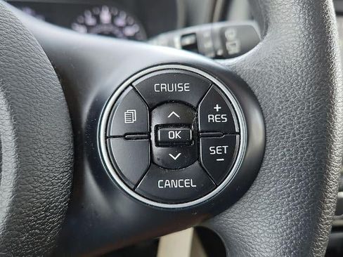 Used 2021 Kia Soul LX FWD image 29